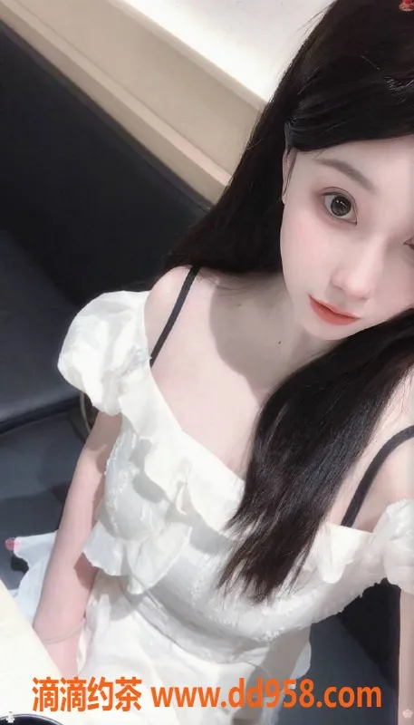 广州楼凤-天河嫩妹洛洛，700元包时服务