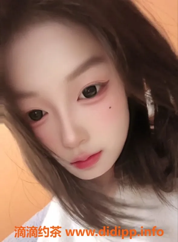 昆明楼凤资源信息,盘龙萌萌，1300元享品质陪浴服务