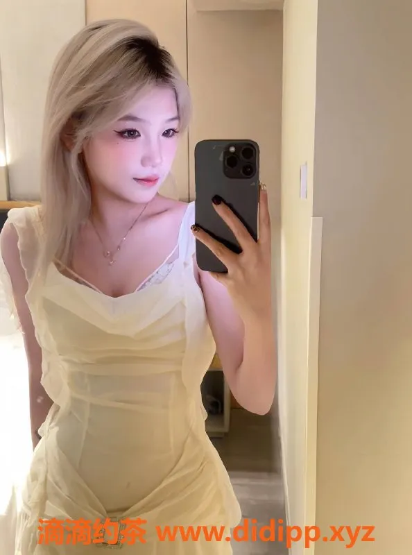 深圳楼凤-深圳宝安小宝，900元享鸳鸯浴与冰火激情！