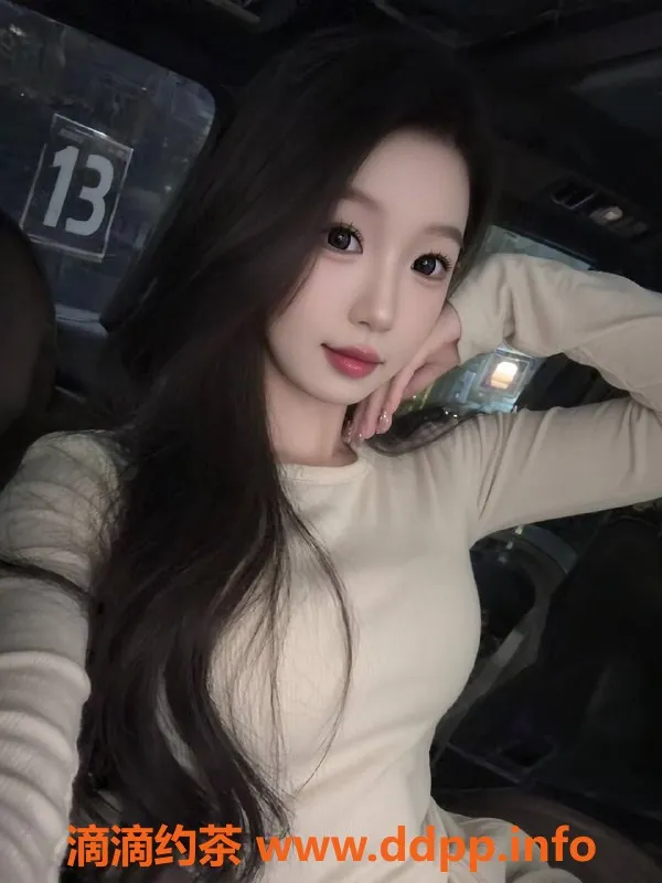 深圳楼凤-宝安小西瓜19岁可外出，价格800起