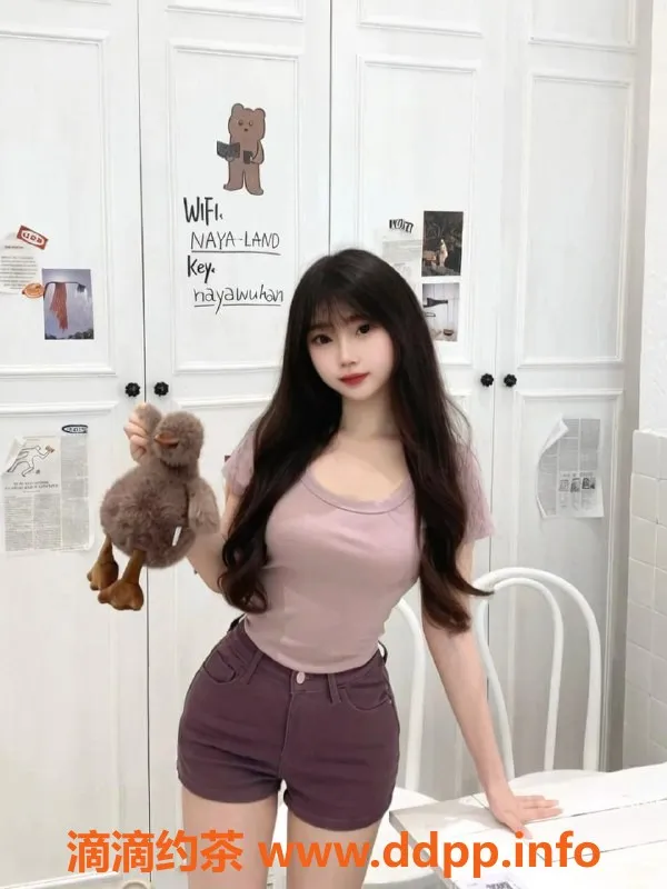 广州楼凤-天河嫩妹念念，800元包时服务，尽享69体验