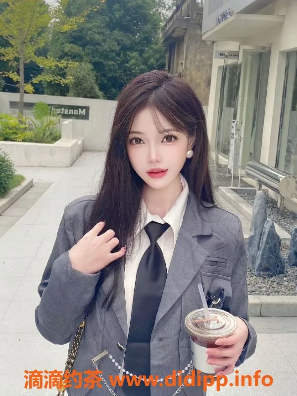 北京楼凤-朝阳双井薇薇，1800起步，热情服务等你来体验！