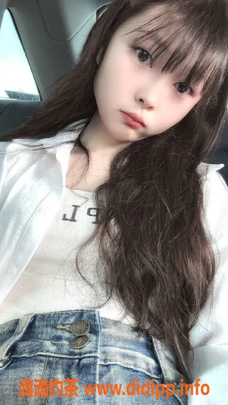 深圳楼凤-福田小奶贝，20岁165cm嫩妹，胸围B+