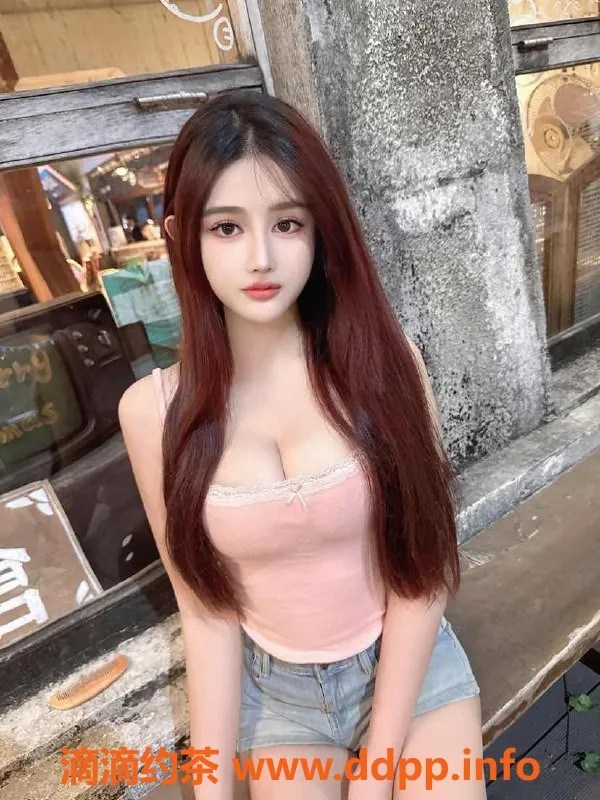 无锡楼凤-惠山区唐烟，高颜值嫩妹，长腿丝袜制服服务