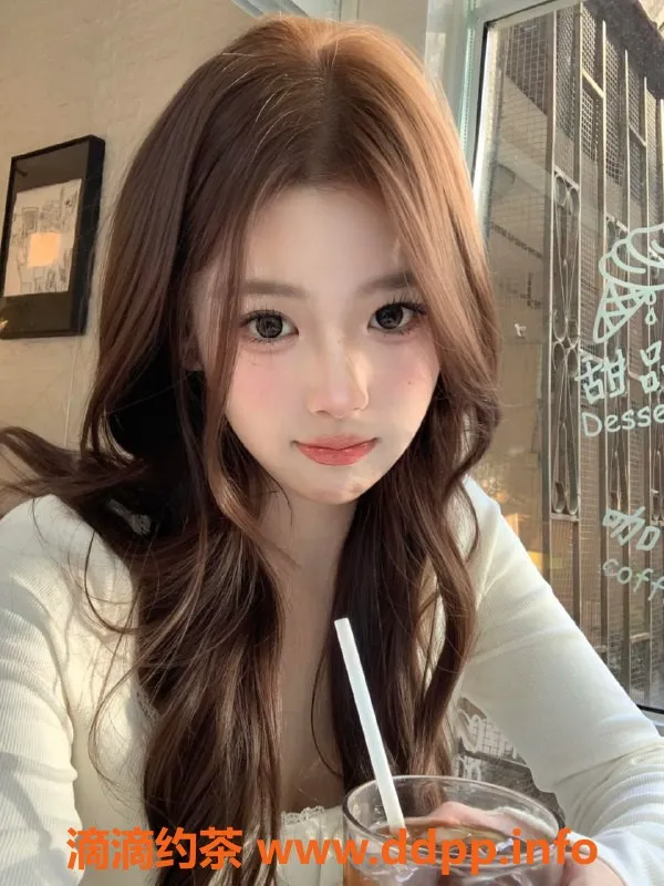 无锡楼凤-惠山区高颜值黎涵，165cm 44kg，超值陪浴服务