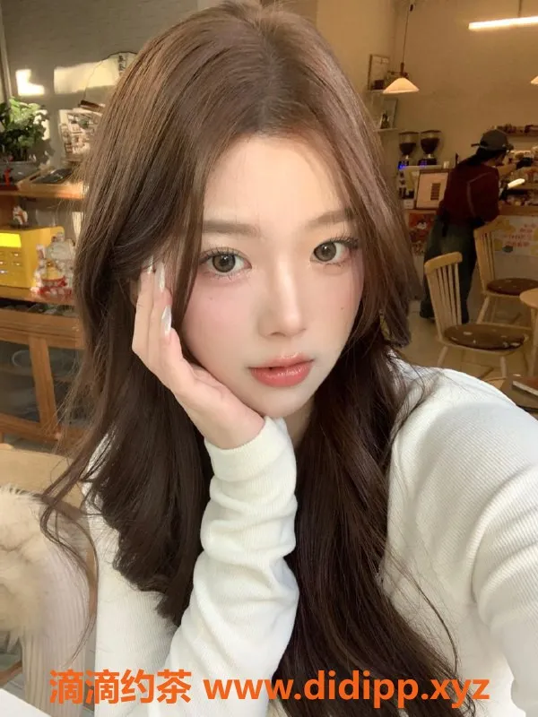 无锡楼凤资源信息,惠山区高颜值黎涵，165cm 44kg，超值陪浴服务