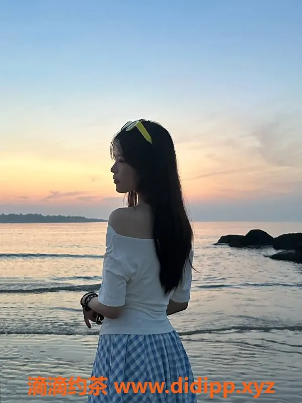 惠州楼凤资源信息,18岁糖宝，大亚湾165/100，洗吹做服务