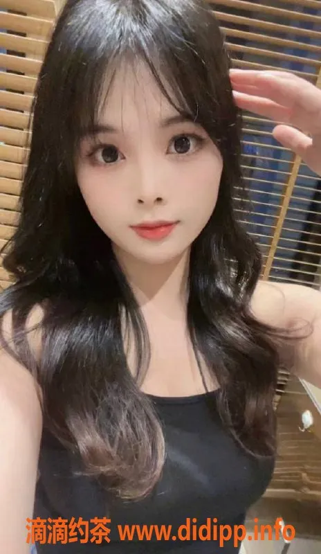 广州楼凤-越秀小可，700元嫩妹情趣服务等你体验！