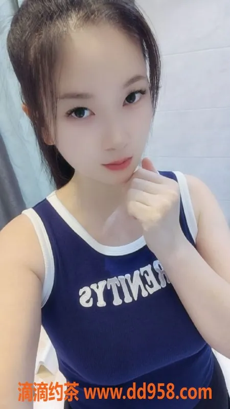 广州楼凤-白云洁儿，气质御姐，400元全套服务