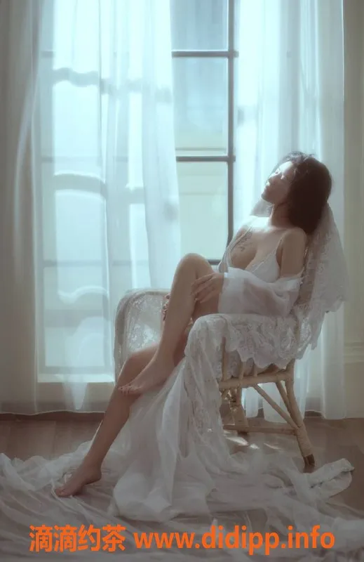 上海楼凤-普陀柠檬23岁36D，1500pp的绝色御姐