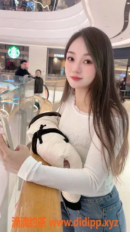 深圳楼凤-罗湖小依诺，23岁，身高165，51kg，超值服务