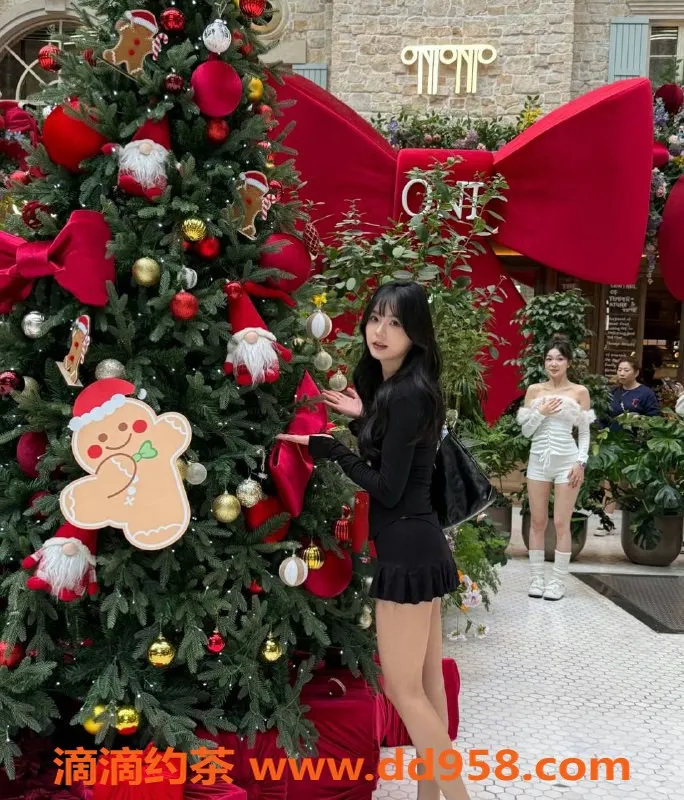 南通楼凤-南通草莓 21岁165cm全能选手，轻度SM服务