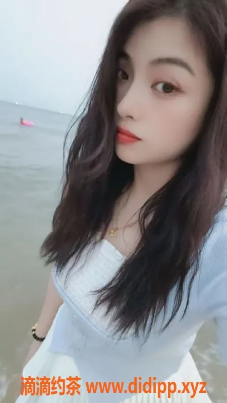 广州楼凤-白云如烟少妇，600元丝袜服务等你来体验