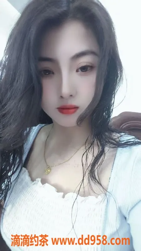 广州楼凤资源信息,白云如烟少妇，600元丝袜服务等你来体验