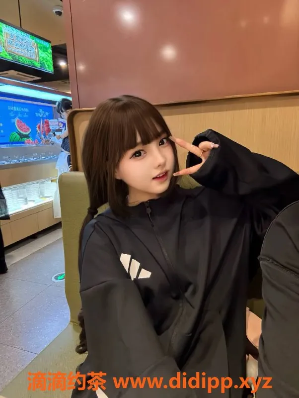 深圳楼凤-福田暖暖，156cm娇小萝莉，41kg，服务多样