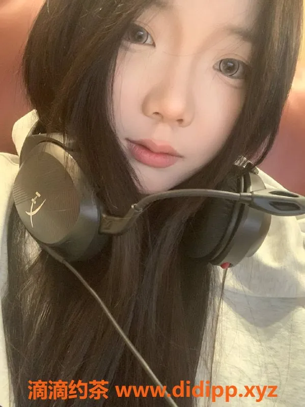 温州楼凤-瓯海邻家女孩依依，165cm 50kg C+，700元体验