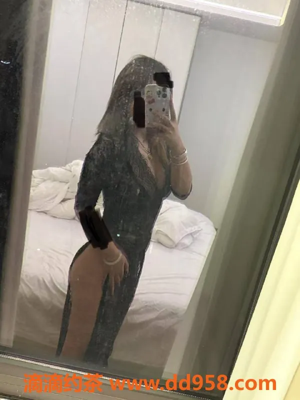 温州楼凤-瓯海邻家女孩依依，165cm 50kg C+，700元体验