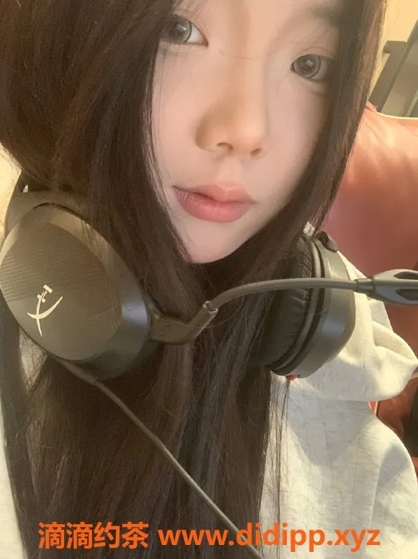 温州楼凤-瓯海邻家女孩依依，165cm 50kg C+，700元体验