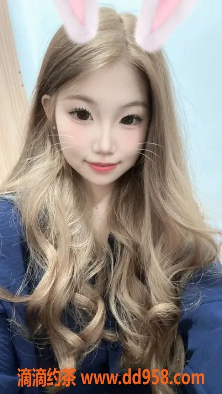 广州楼凤-海珠苏洛，嫩妹服务，600元性价比超高