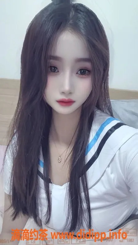 广州楼凤-天河嫩妹洛洛，深喉体验仅需600元