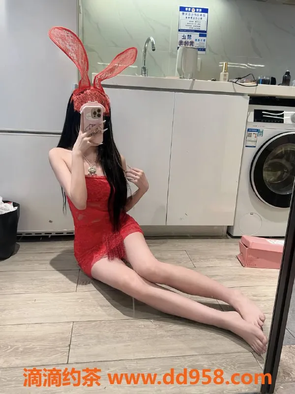 深圳楼凤-深圳南山小颜，800元双重服务，嫩妹来袭！