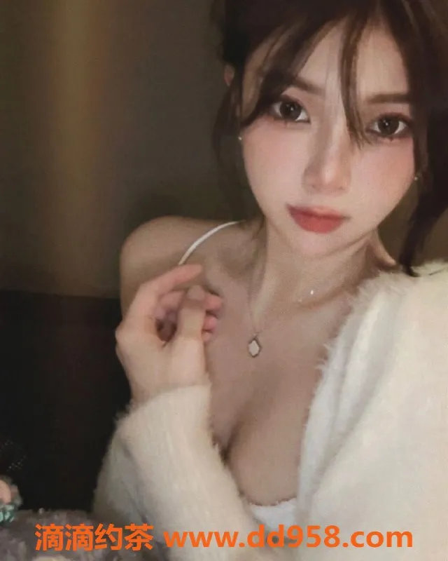 广州楼凤-天河丽丽，700元嫩妹服务体验