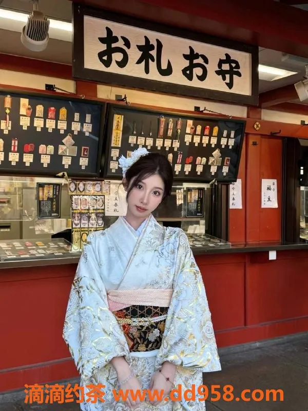 深圳楼凤-福田小野夕子，23岁165cm，45kg，超值服务！