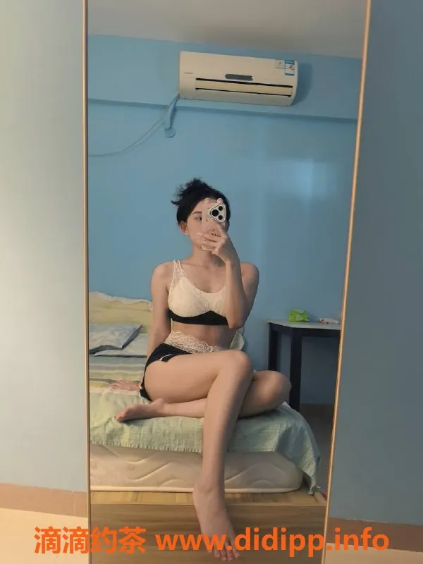 广州楼凤资源信息,海珠区19岁嫩妹小七，160cm，44斤，吸蛋蛋服务