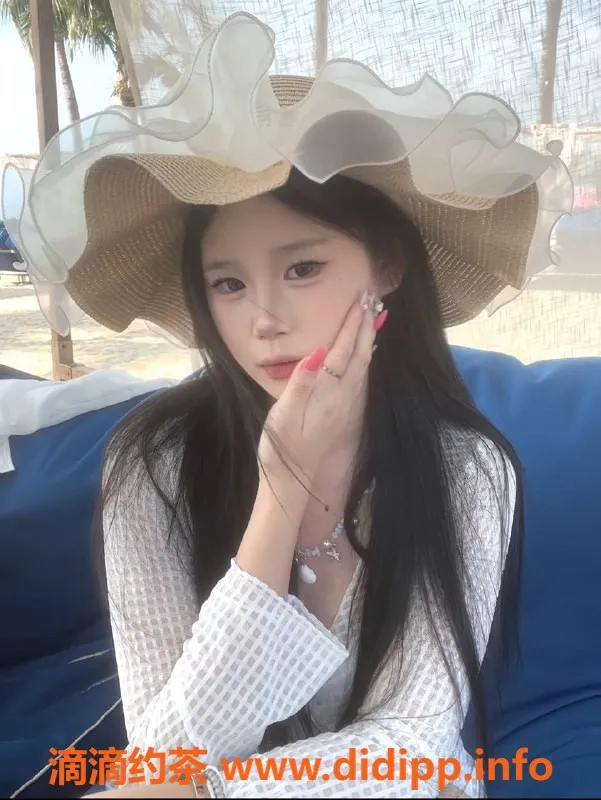 深圳楼凤-深圳南山媛媛，900起，舌吻调情嫩妹