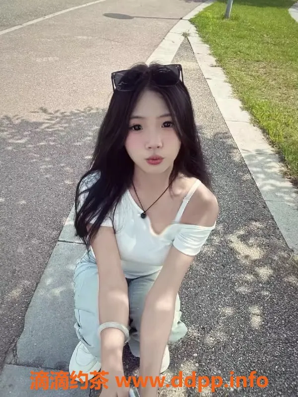 无锡楼凤资源信息,滨湖区小美，高颜值少妇陪浴服务