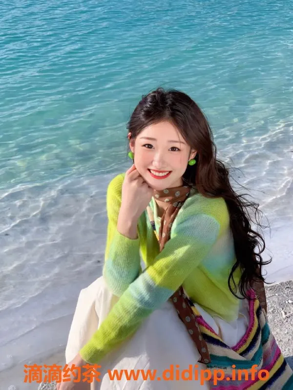 无锡楼凤-江阴04娇小少女陪浴调情，身高69，服务多样