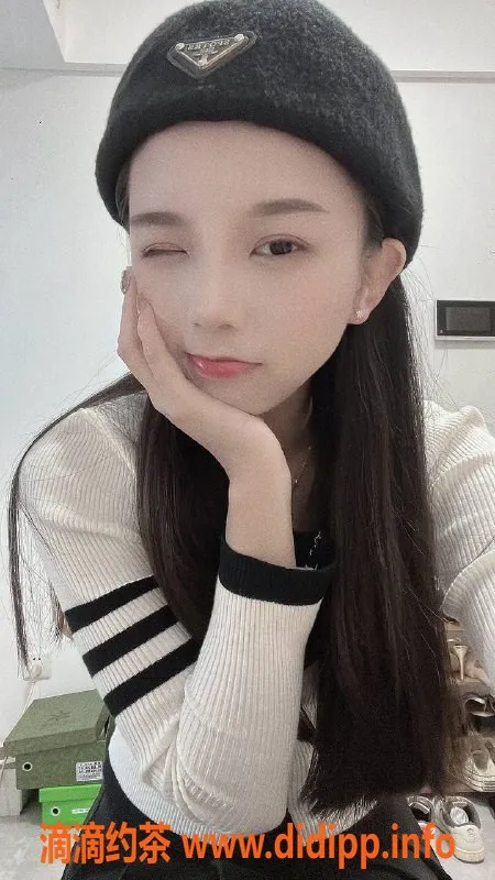 深圳楼凤-宝安可文，165cm 49kg御姐，1500起