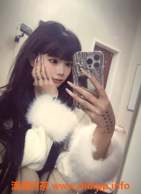 台州楼凤-台州椒江🌹77，美少女18岁，身高161cm，600元起