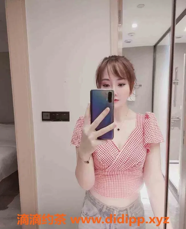上海楼凤-上海黄浦微胖可爱小姐，价位600