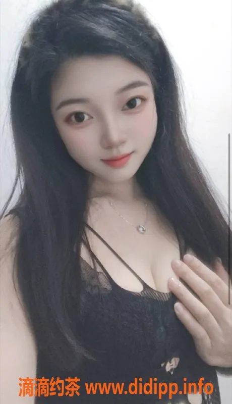 深圳楼凤-宝安羊羊，800元茶费，双向服务等你来体验