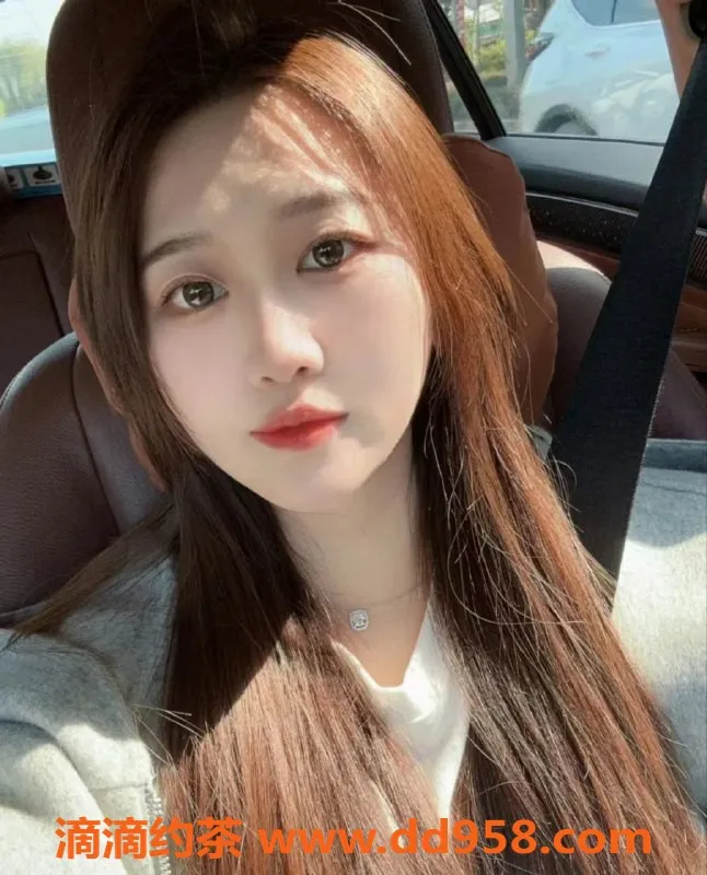 深圳楼凤-深圳甜豆，23岁，164cm，胸围36C，超值服务