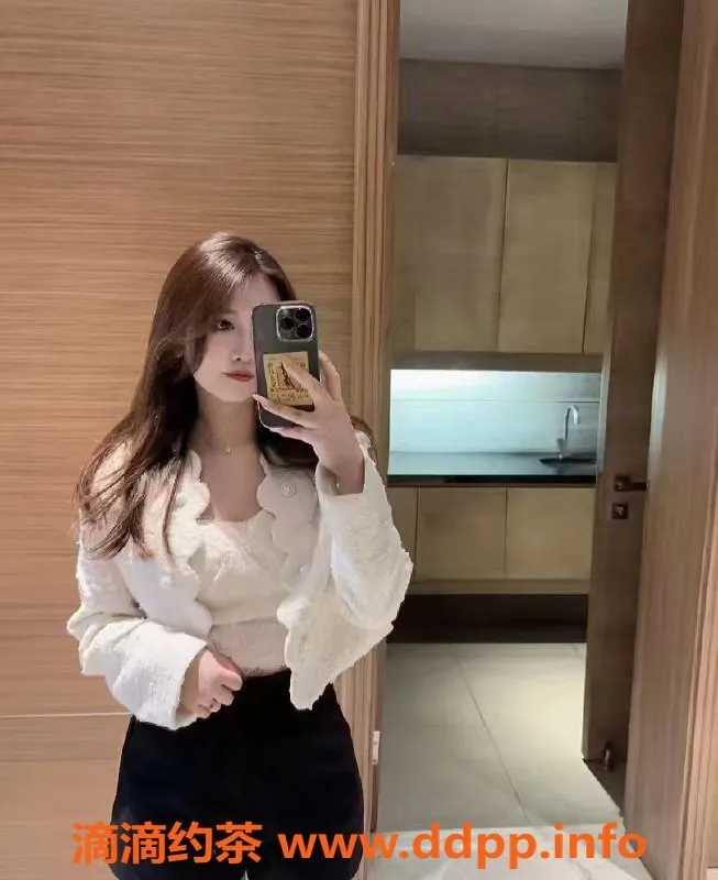 深圳楼凤-深圳甜豆，23岁，164cm，胸围36C，超值服务