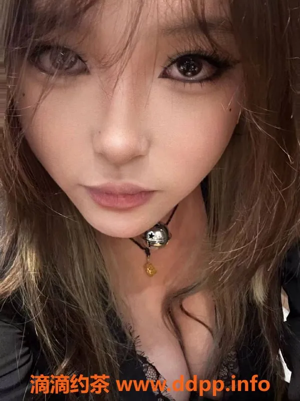 常州楼凤-新北区星星护士兼职 22岁 165cm 55kg 私密服务399元/小时