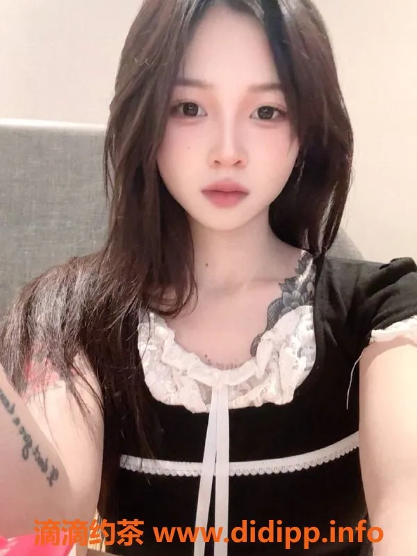 广州楼凤-顺德大良许许，价格600，令人心动的嫩妹