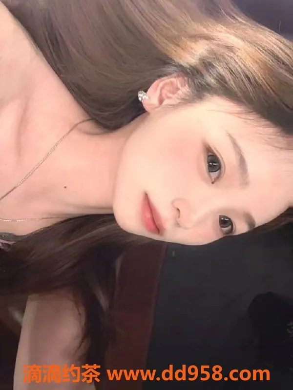 广州楼凤资源信息,顺德大良许许，价格600，令人心动的嫩妹