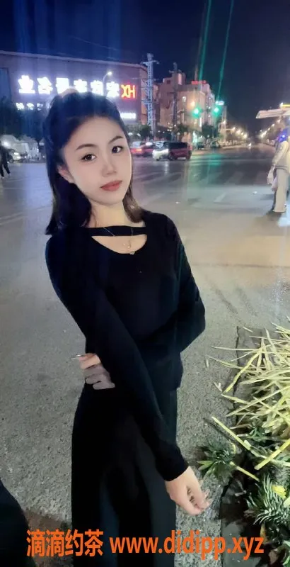 深圳楼凤-宝安蛇甜甜，丝袜嫩妹，服务超棒