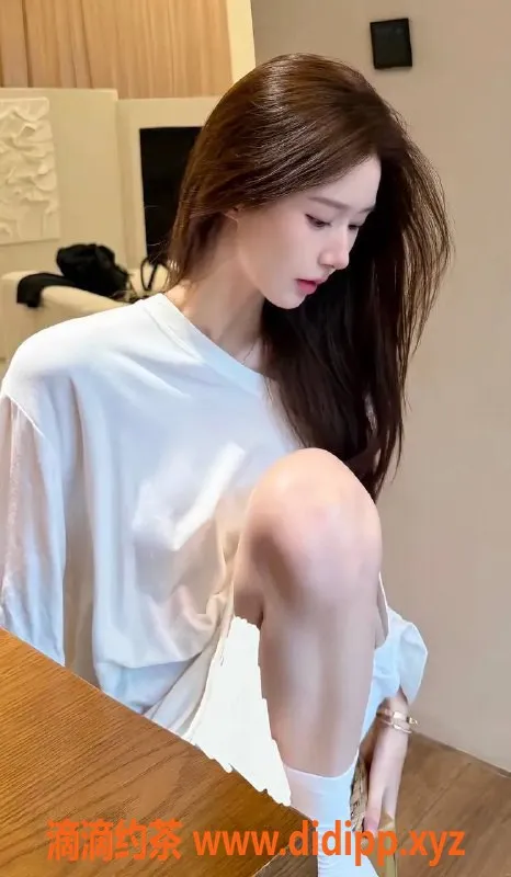 深圳楼凤资源信息,南山小悠：1400元嫩妹，鸳鸯浴、情趣服务等你体验