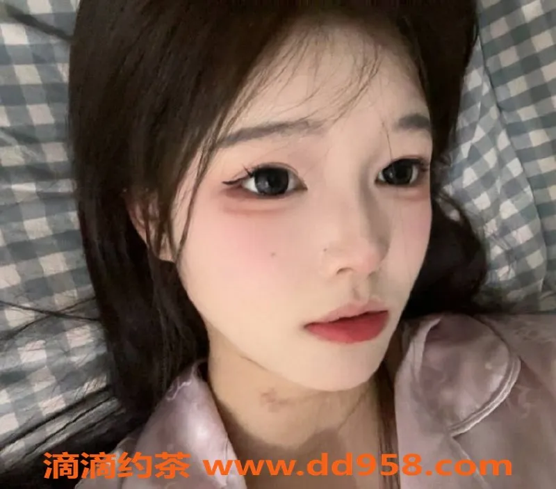 深圳楼凤资源信息,宝安兰兰，900元起，享受鸳鸯浴与情趣服务！