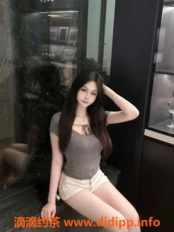 广州楼凤资源信息,白云金沙洲诗诗，700元享舌吻与69服务