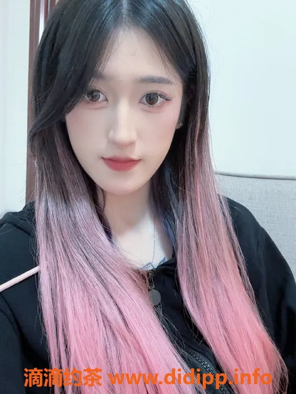 深圳楼凤-宝安小九，鸳鸯浴88元，服务优质