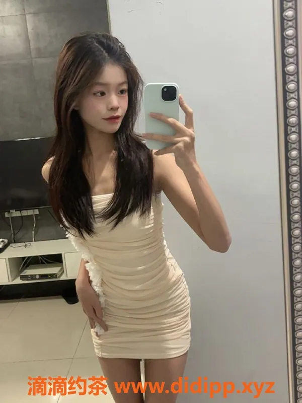 深圳楼凤-南山甜甜，718元享鸳鸯浴与69服务