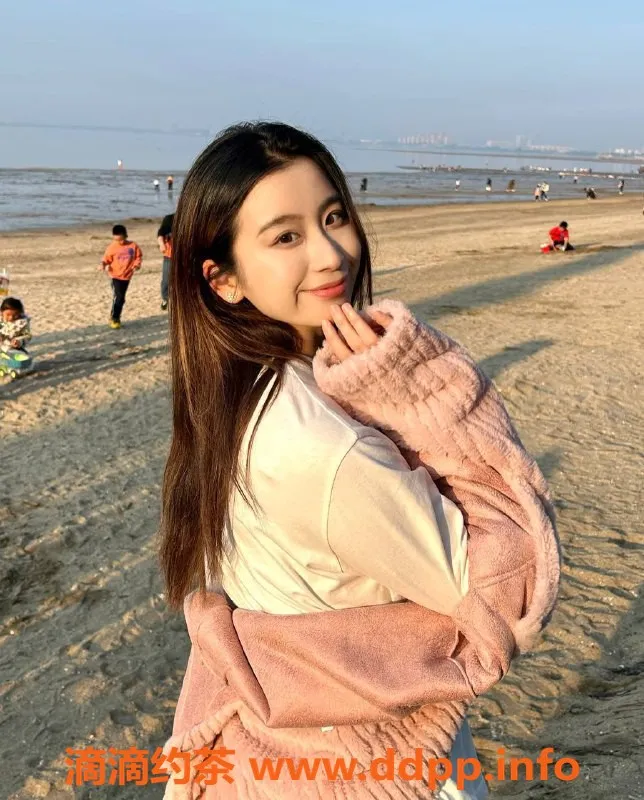 深圳抓龙筋-宝安璐璐，身材火辣的指滑女神