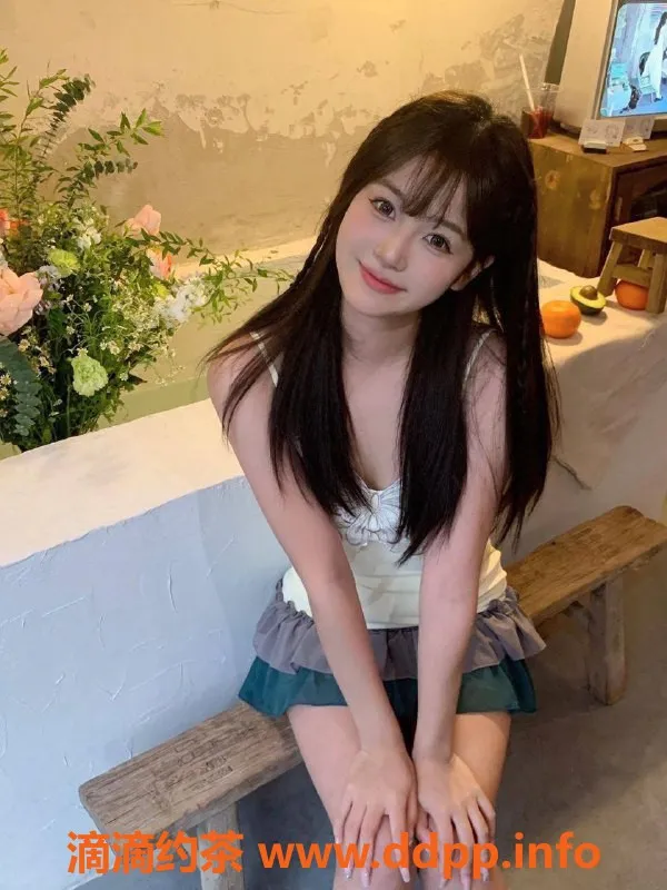 深圳楼凤-福田板砖，165cm，43kg，1800起