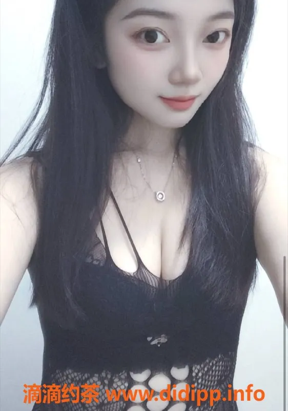 深圳楼凤-宝安坪洲羊羊，800元享鸳鸯浴服务