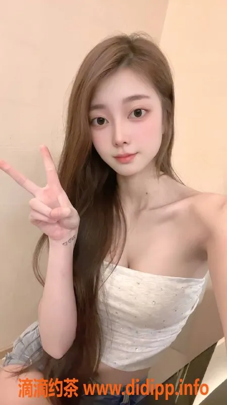 广州楼凤-天河小曦，视频认证，700元一小时服务